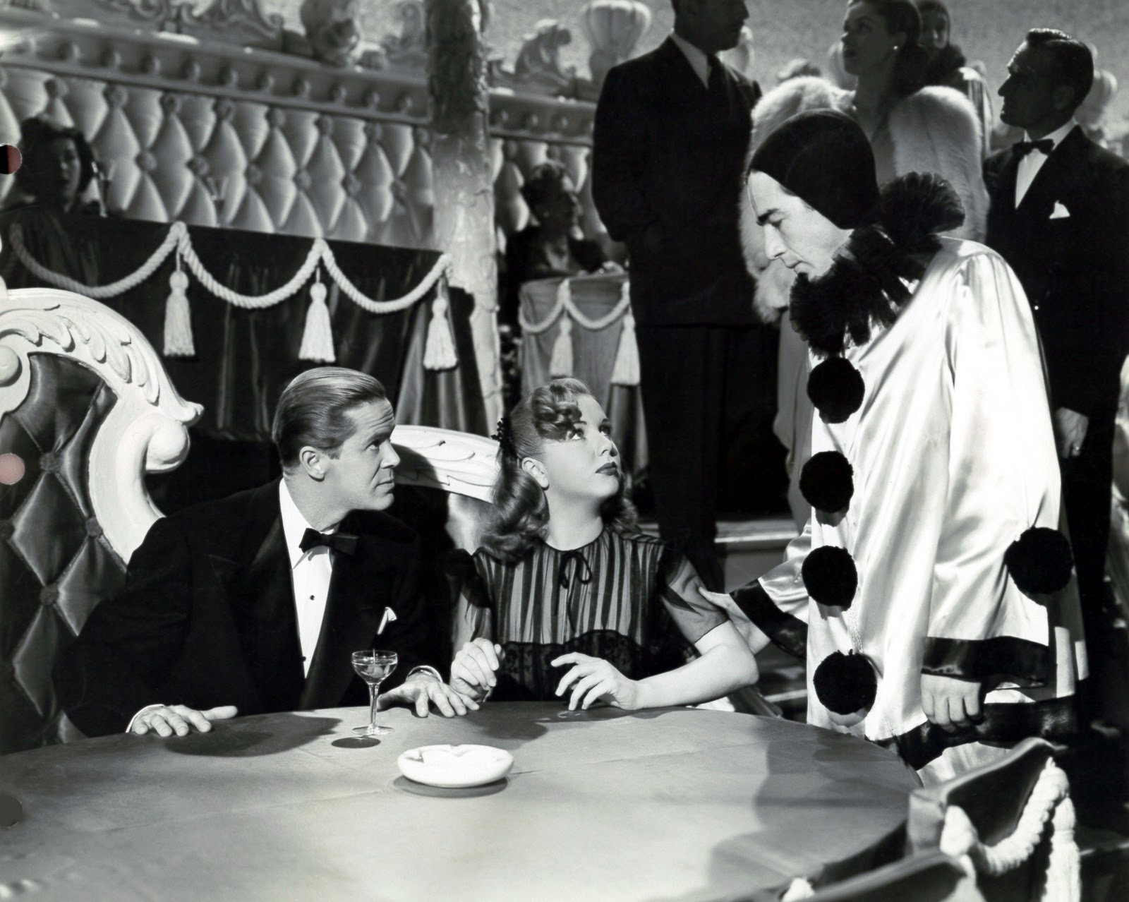 Lady On A Train 1945 Full Movie Lady on a Train (1945)
